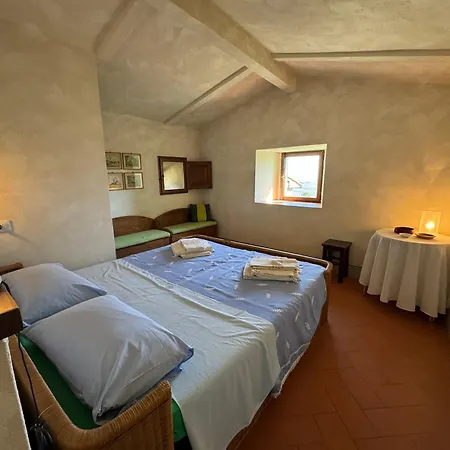 Poggio Corsucci Apartment *